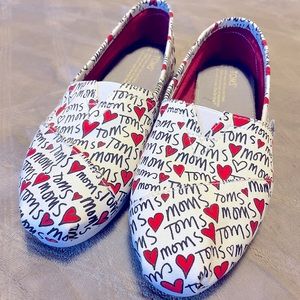 Toms shoes